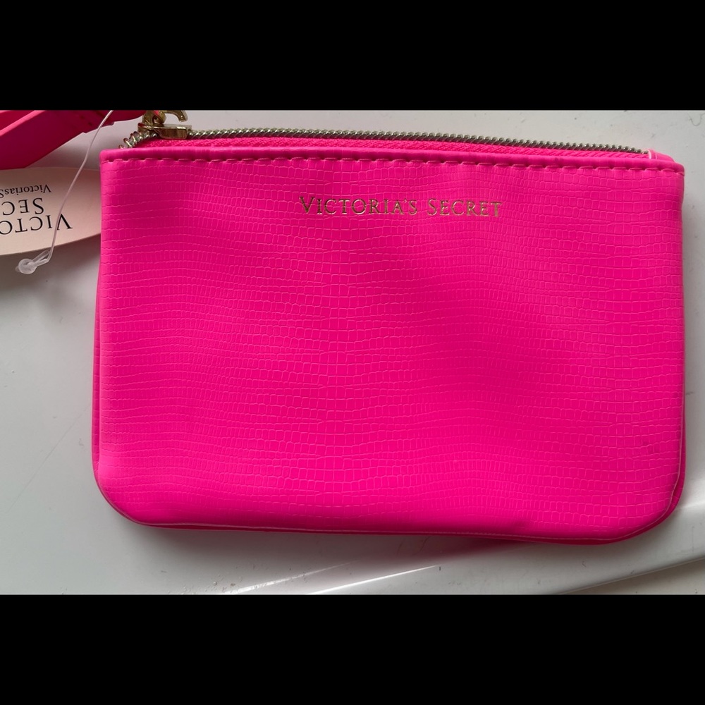 NWT - Victoria’s Secret Makeup Bag